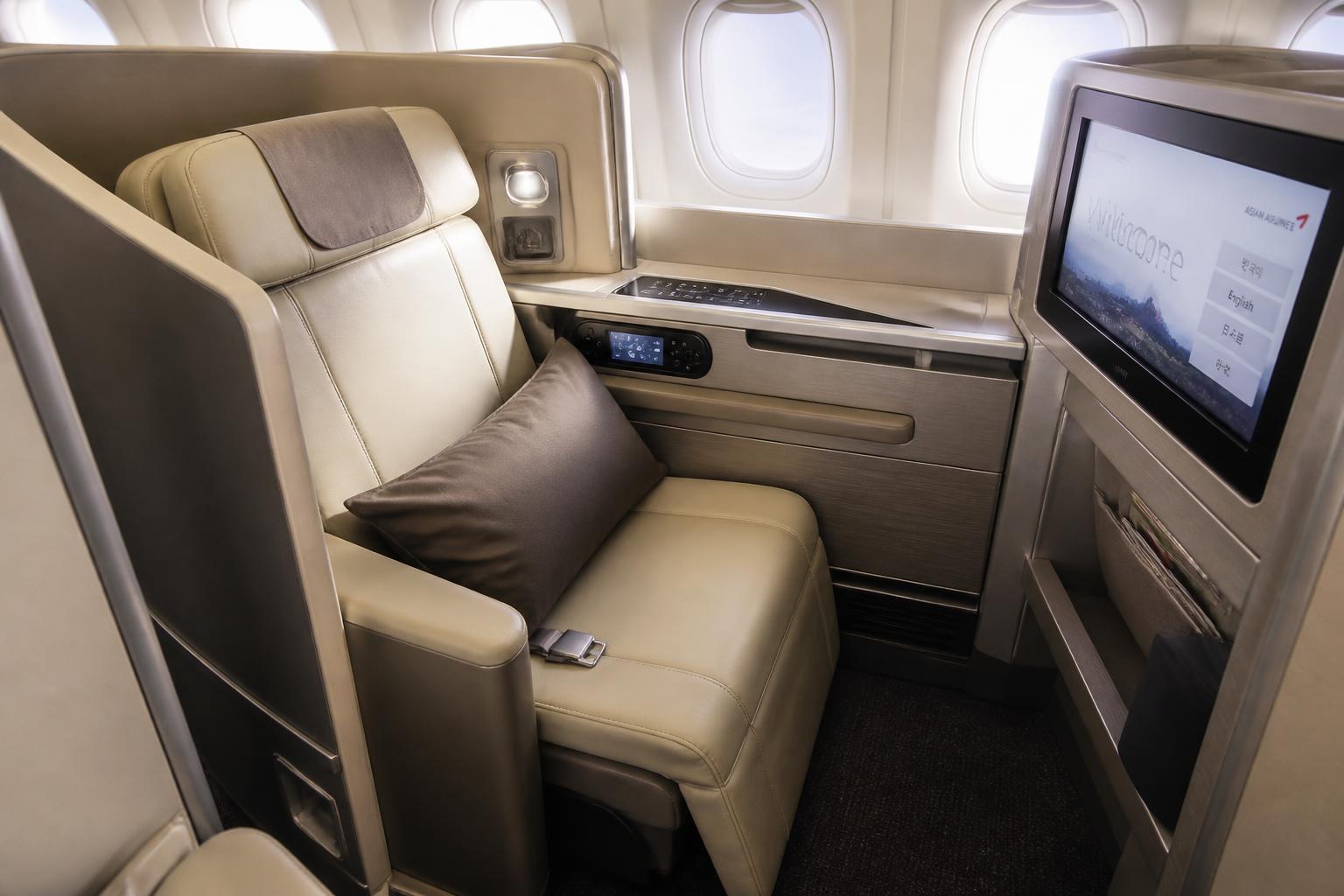 B/E Aerospace Diamond 1030990 Series Business Class Seats